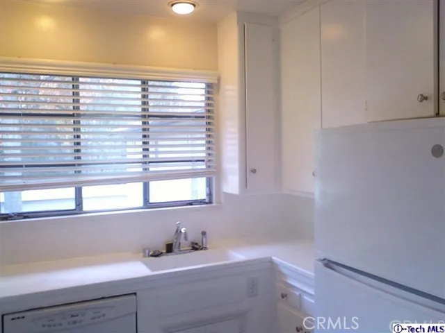 176 S Orange Grove Boulevard 231, Pasadena, California 91105
