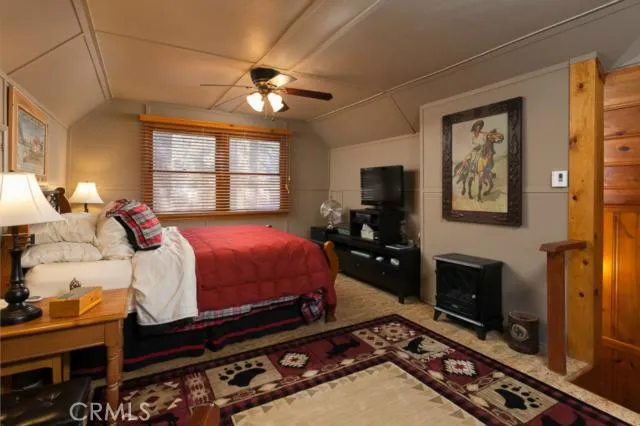 297 Pine Lane, Sugarloaf, California 92386