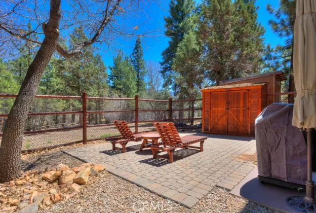297 Pine Lane, Sugarloaf, California 92386