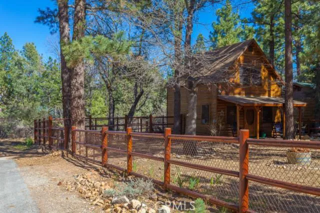 297 Pine Lane, Sugarloaf, California 92386