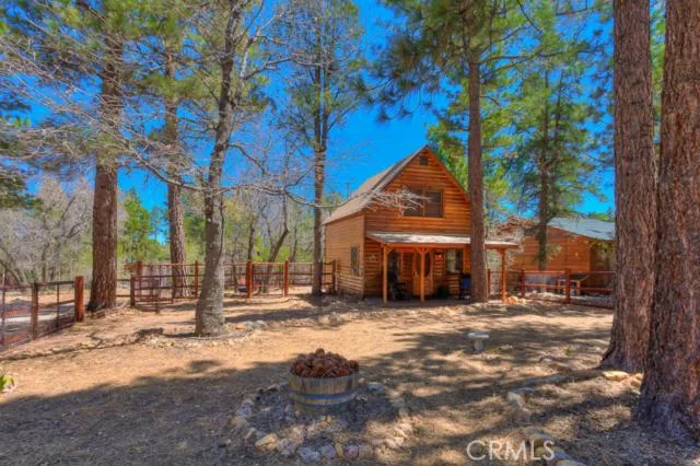 297 Pine Lane, Sugarloaf, California 92386