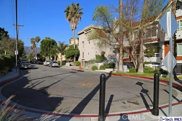 250 W Spazier Avenue 104, Burbank, California 91502