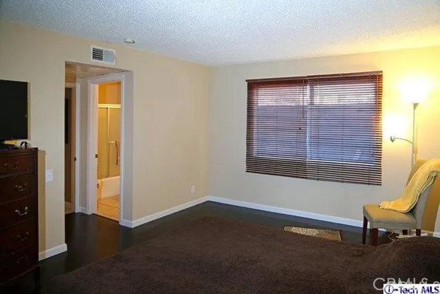 250 W Spazier Avenue 104, Burbank, California 91502