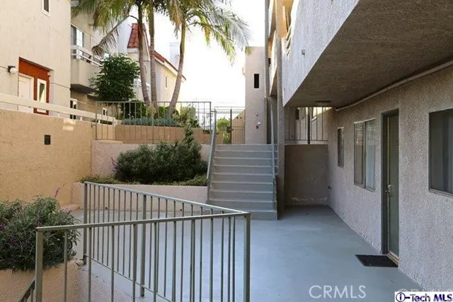 250 W Spazier Avenue 104, Burbank, California 91502