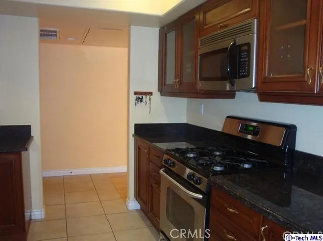 531 N Louise St Street 204, Glendale, California 91206