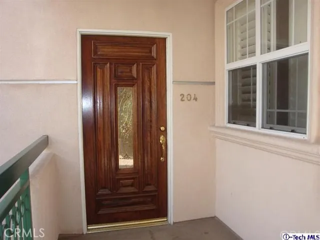 531 N Louise St Street 204, Glendale, California 91206