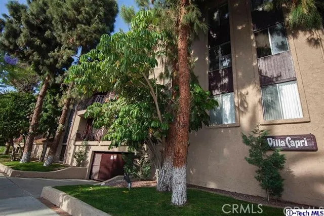 310 N Jackson Street 205, Glendale, California 91206