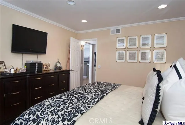 310 N Jackson Street 205, Glendale, California 91206