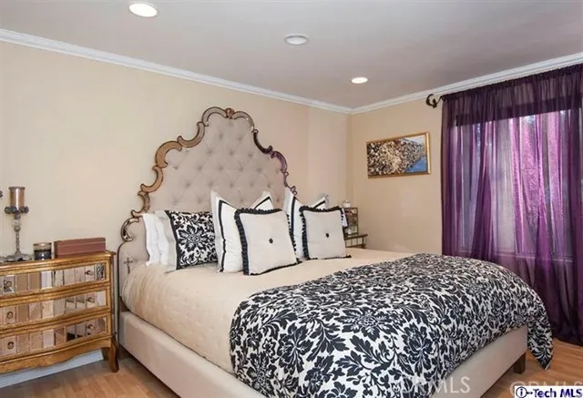 310 N Jackson Street 205, Glendale, California 91206