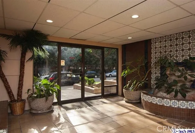 310 N Jackson Street 205, Glendale, California 91206