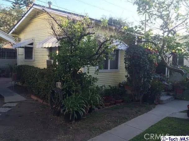 1305 Orange Grove Avenue, Glendale, California 91205
