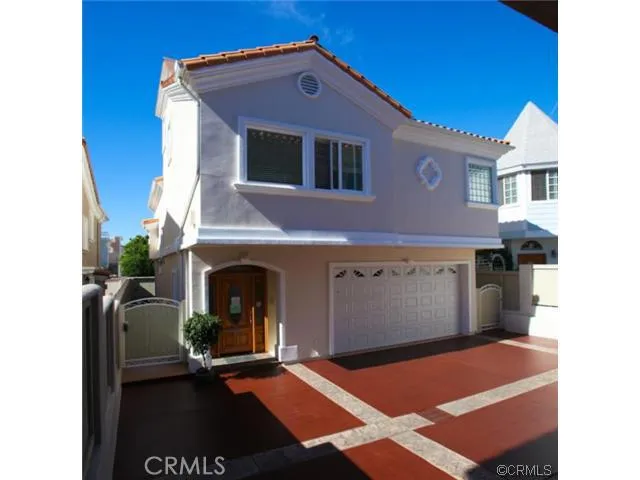 215 S Irena Avenue B, Redondo Beach, California 90277