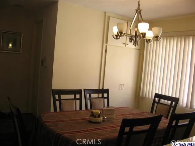 1504 Dixon Street E, Glendale, California 91205