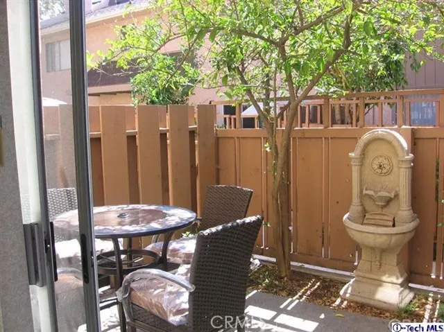 1504 Dixon Street E, Glendale, California 91205