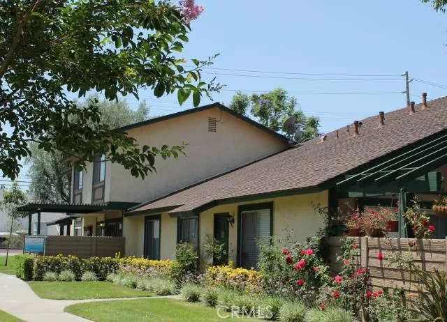 5424 B E Snow Wood Circle B, Anaheim Hills, California 92807