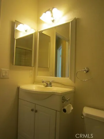 1775 Freeman Avenue 203, Long Beach, California 90804