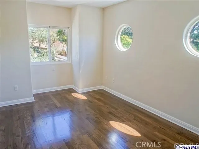 2222 Waltonia Drive, Montrose, California 91020