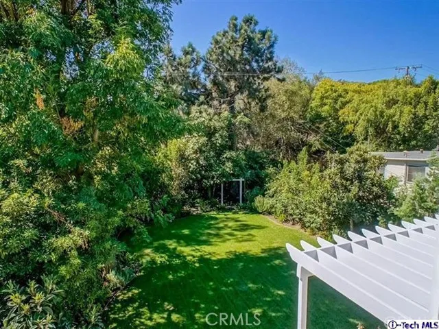 2222 Waltonia Drive, Montrose, California 91020