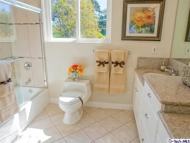 2222 Waltonia Drive, Montrose, California 91020