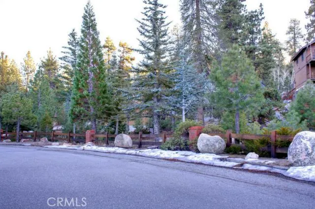 579 Cove Drive, Big Bear, California 92315