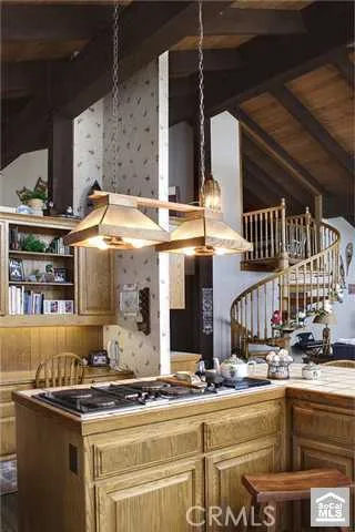 39902 Lakeview Drive, Big Bear, California 92315