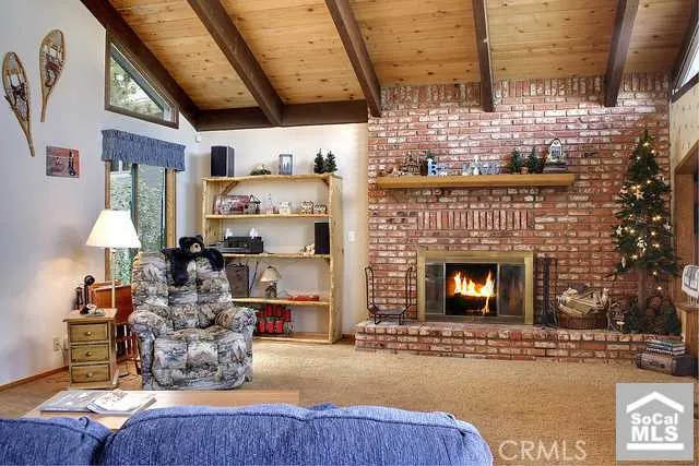 39902 Lakeview Drive, Big Bear, California 92315
