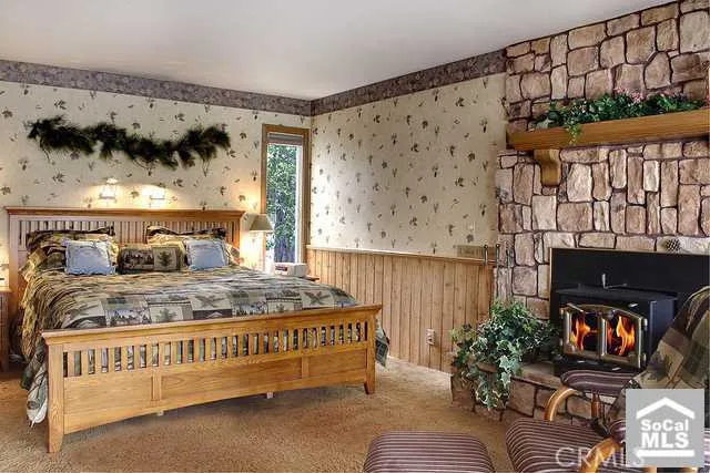 39902 Lakeview Drive, Big Bear, California 92315