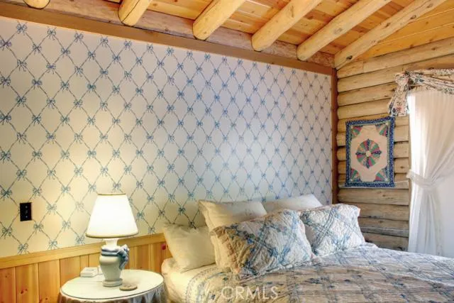 39469 North Shore Drive, Fawnskin, California 92333