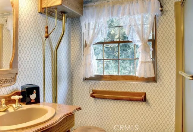 39469 North Shore Drive, Fawnskin, California 92333