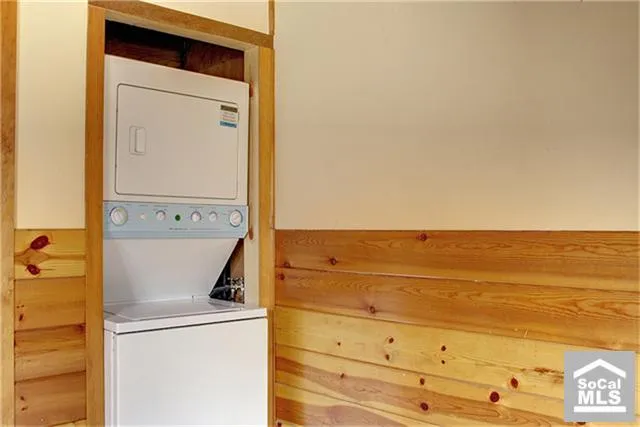 2185 2nd Lane, Big Bear, California 92314