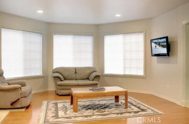 41765 Mockingbird Drive, Big Bear, California 92315