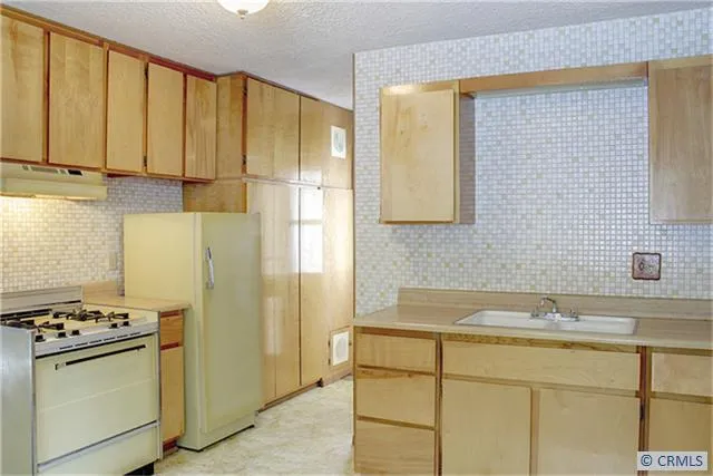 909 Sugarloaf Boulevard, Big Bear, California 92314