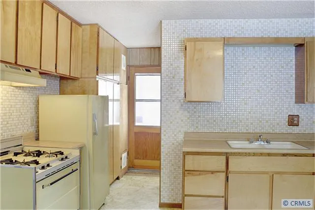 909 Sugarloaf Boulevard, Big Bear, California 92314