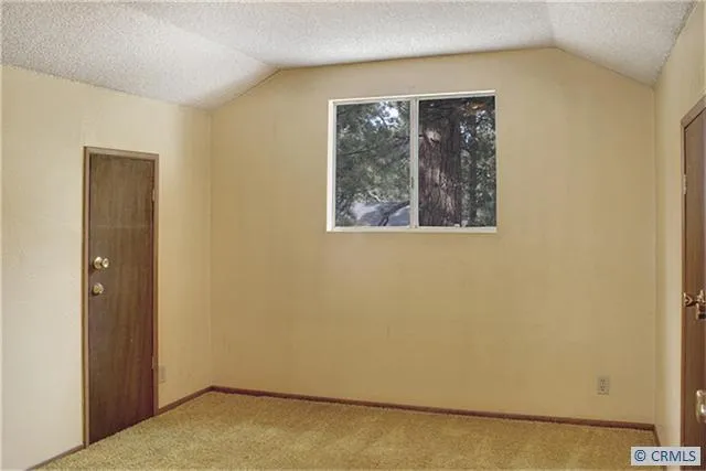909 Sugarloaf Boulevard, Big Bear, California 92314