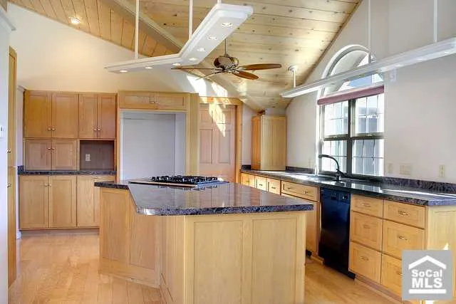 39051 Willow Landing Road, Big Bear, California 92315
