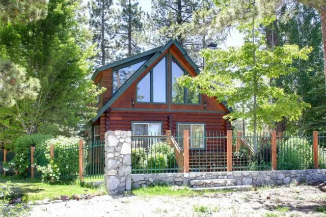 104 Round Drive, Big Bear, California 92315