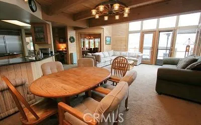 40116 Lakeview Drive, Big Bear, California 92315