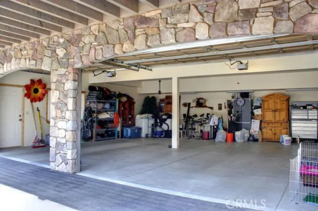 367 Crater Lake Road, Big Bear, California 92315