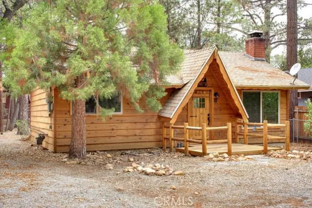 328 Wabash Lane, Big Bear, California 92386