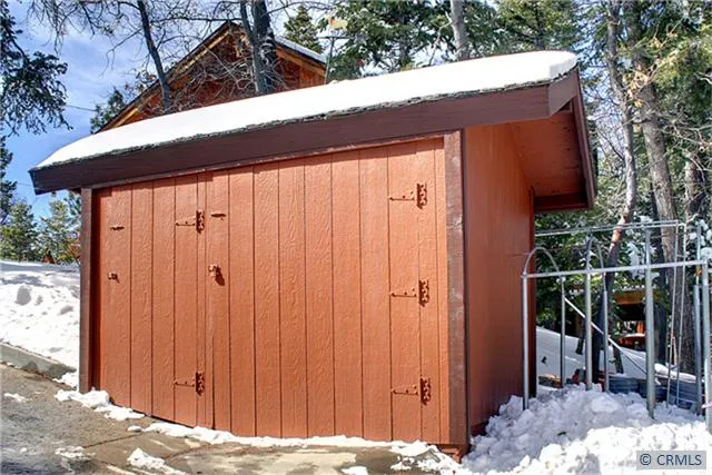 43526 Ridgecrest Drive, Big Bear, California 92315