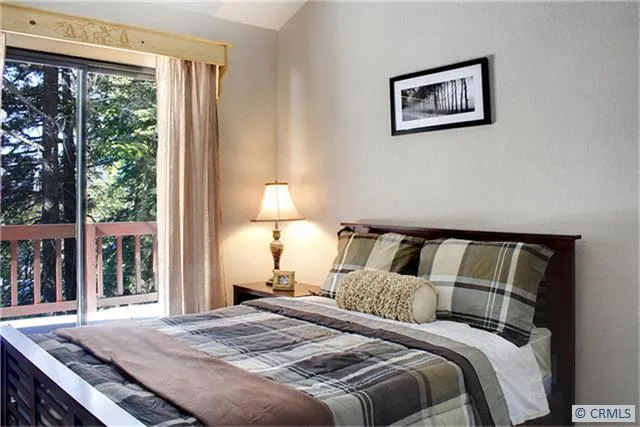 43526 Ridgecrest Drive, Big Bear, California 92315