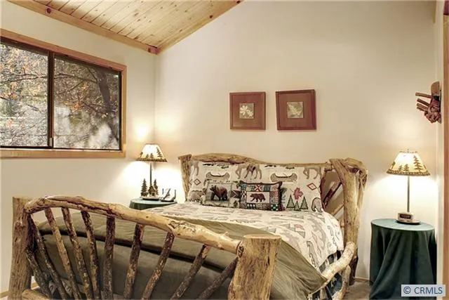 1439 Rockspray Drive, Big Bear, California 92315