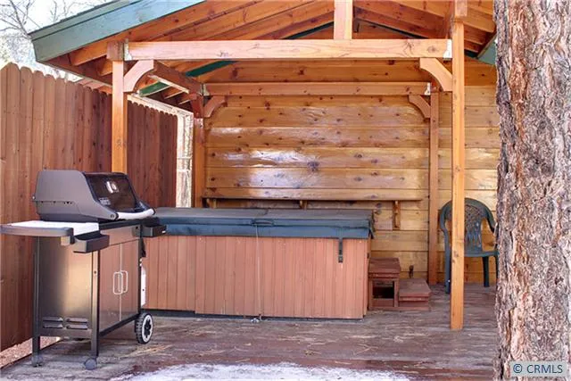 1439 Rockspray Drive, Big Bear, California 92315