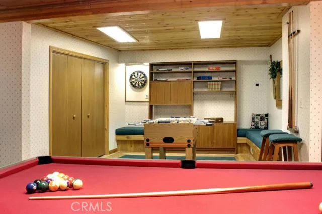 43595 Wolf Road, Big Bear, California 92315