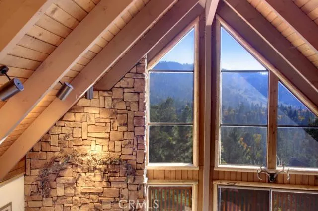 43595 Wolf Road, Big Bear, California 92315