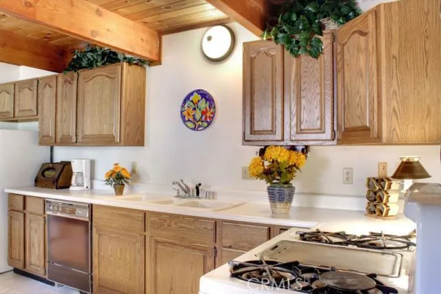 218 E Barker Boulevard, Big Bear, California 92314