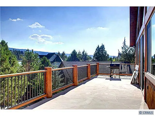 42594 Bear Loop, Big Bear, California 92314