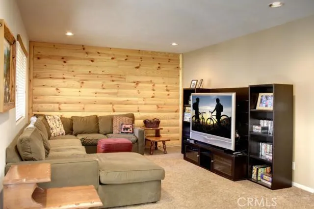 308 Eagle Drive, Big Bear, California 92315