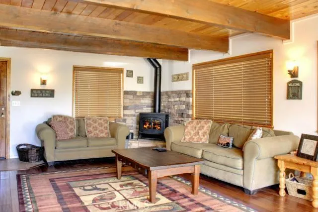 308 Eagle Drive, Big Bear, California 92315