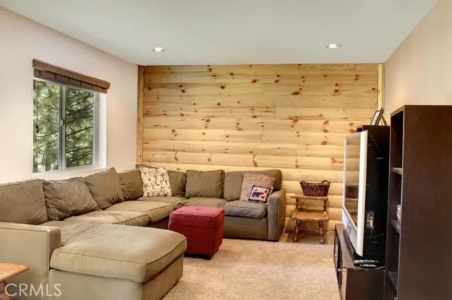 308 Eagle Drive, Big Bear, California 92315